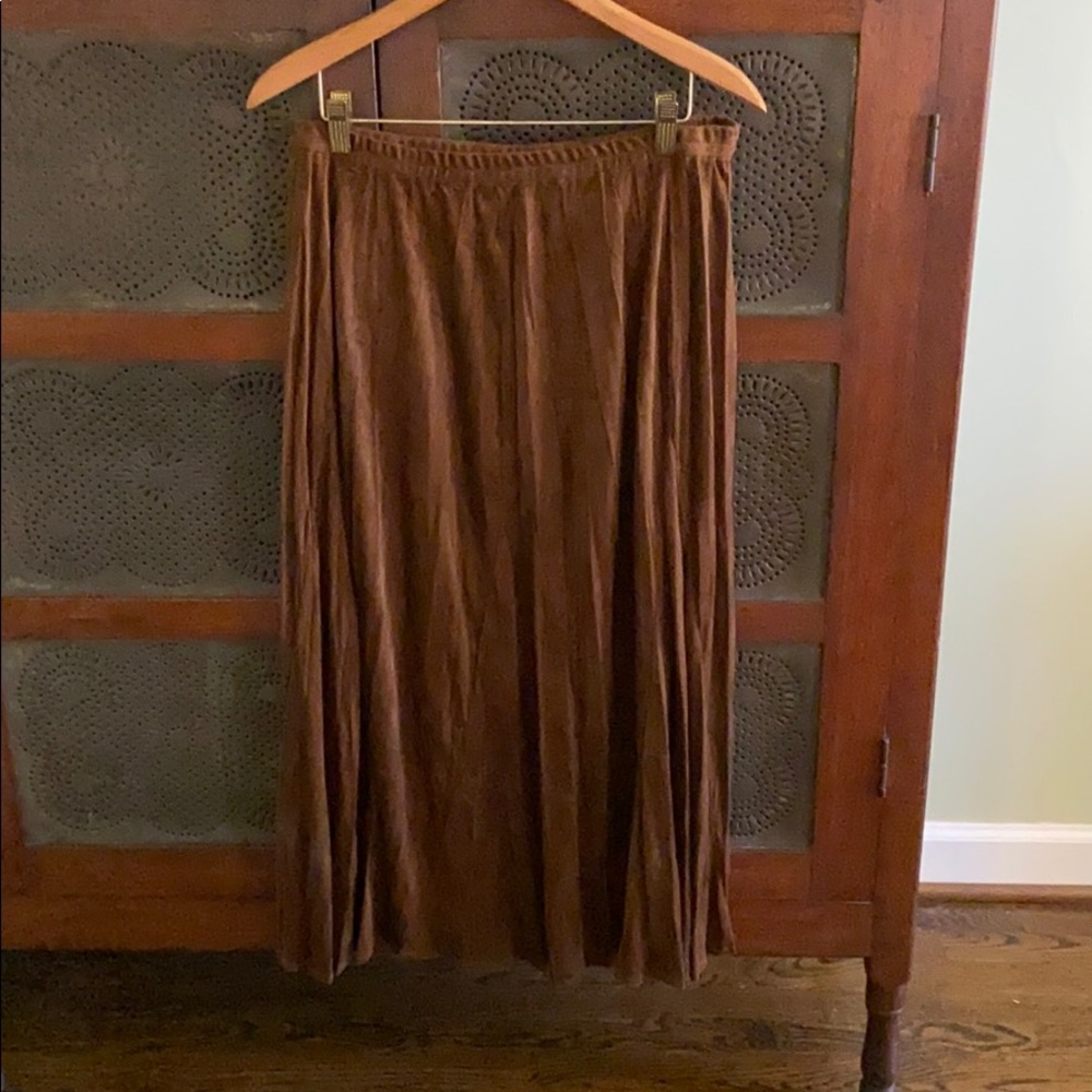 Chicos sueded crinkle skirt